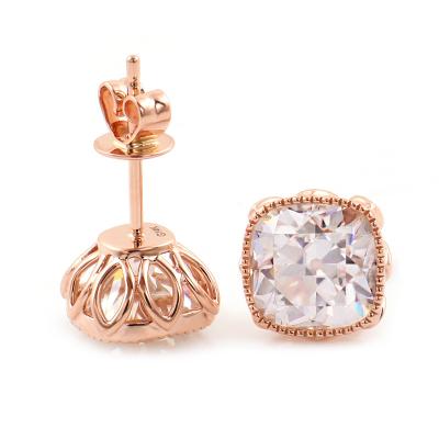 China Wholesale 2 Carat Gold Moissanite Earrings 18k Gold Moissanite Stud Earrings FASHIONABLE Women's Gold Stud Earrings for sale