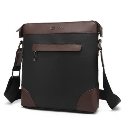 China Outdoor Activities PU Leather High Quality Messenger Bag Custom Waterproof Shoulder Bag For Men for sale