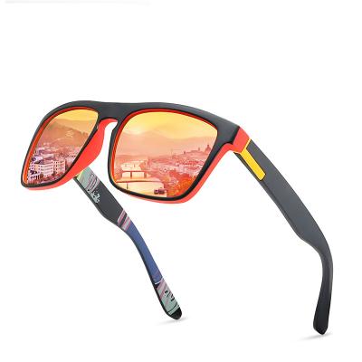 China Fashion sunglasses wholesale new fashion uv400 uv400 eyewear 2022 sports PC frame custom logo sunglasses mens shades colorful polarized sunglasses for sale