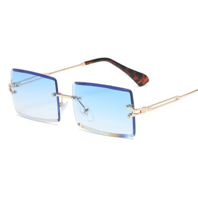 China Fashion Sunglasses Wholesale Women Retro Square Sunglasses Street Fashion Sun Glasses Rimless Gradient Shading Men's Rectangle Glasses for sale