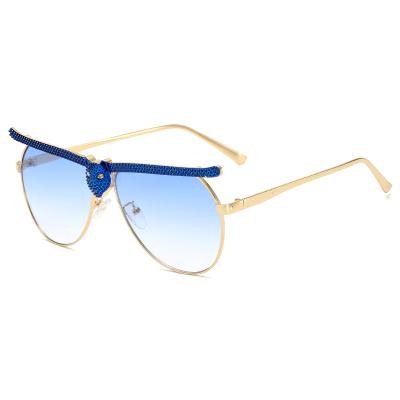 China Wholesale fashion sunglasses women personality fashion diamond sunglasses metal fashion sunglasses for sale