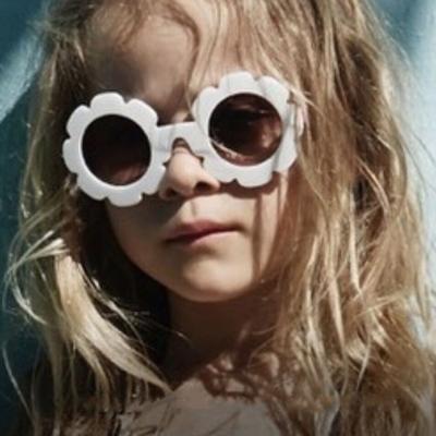 China New Children's Comfortable Sunglasses Fashion Cute Baby Sunglasses Round Frame Flower Sunglasses for sale