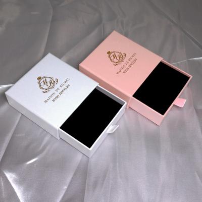 China Luxury Cardboard Paper Bracelet Jewelry Drawer Box White And Pink Necklace Boxes Packaging With Custom Logo for sale