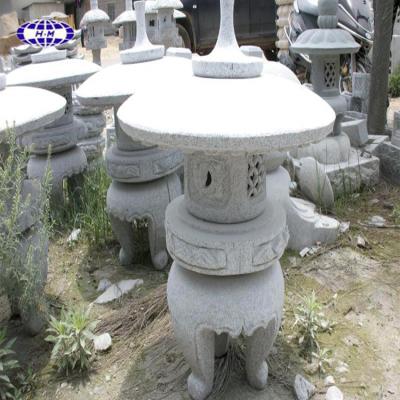 China Modern Sculpture Hand Carving Granite Japanese Stone Lantern For House And Garden for sale