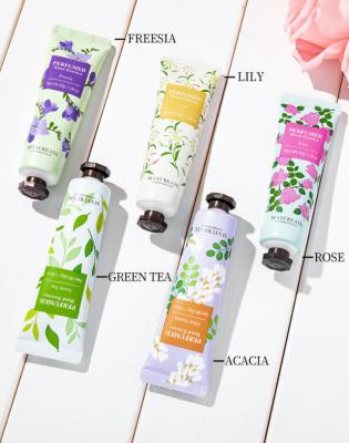 China Vegan Vitamin C Anti Aging Whitening And Nourishing Anti Aging Plant To Fruit Herbal Hand Cream Tube for sale