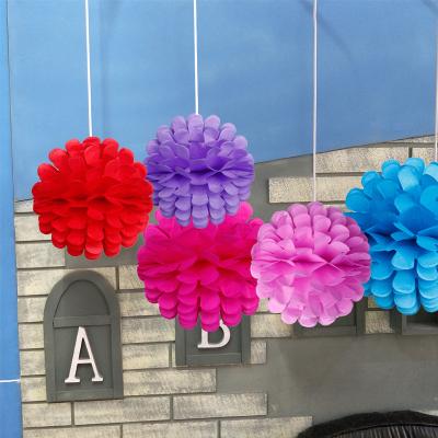 China 2020 New Design Large Ball Honeycomb Tissue Paper Pompom Paper Flowers Wedding Party Decorations for sale