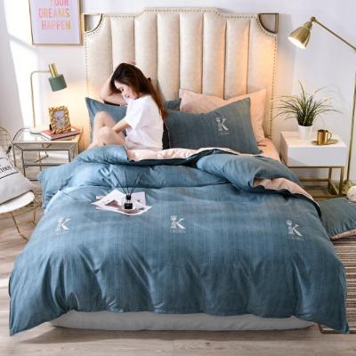 China Wholesale Cheap Bedding Anti-Static Hg Set Soft Microfiber Comforter Set Duvet Cover Sheet Pillowcase In Stock Digital Pattern for sale