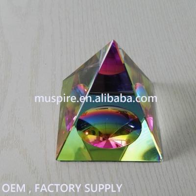 China China 3D Laser Free Engraving Crystal Pyramid Elegant Glass For Gifts for sale