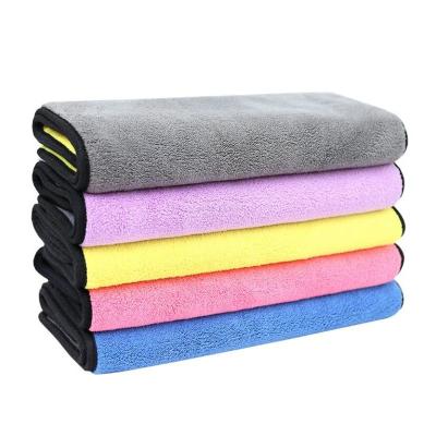 China Mildew Proof Absorbent Car Drying Towel Easy Carrier Microfiber Car Cleaning Cloth for sale