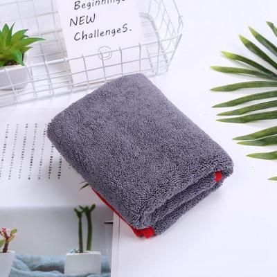 China High Absorbability Auto Detailing Microfiber Towels Thick Fabric Space Saving for sale