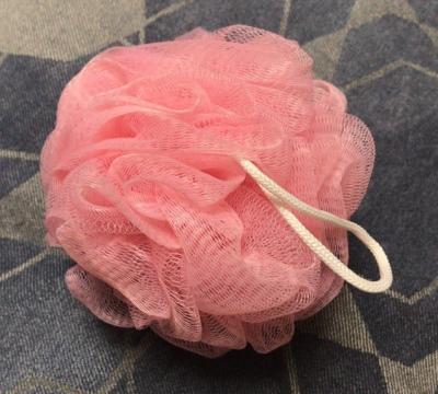 China Exfoliate Friendly PP Raw Material Sponge Shower Wholesale Loofah Mesh Bath Ball for sale