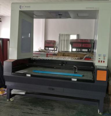 China Laser CUT Large Format CCD Laser Cutting Machine for sale