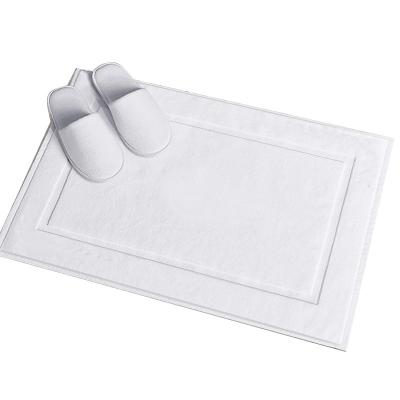 China Logo Sustainable 100% Non Slip Tub Mat Tub Mat Floor Towels Hotel Cotton Tub Mats Custom Made for sale