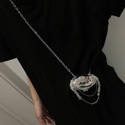 China Others Cool Accessories Metallic Silver Chain Shell Bags Women Fashion Bags Personality Shoulder Party for sale