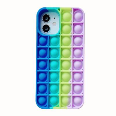 China 2021 Wholesale Silicone Cell Phone Holder Cover Silicone Hit It Phone Case for sale