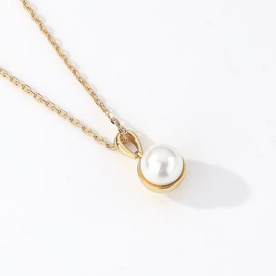 China TRENDY Personalized Simple Pearl Jewelry Women Gold Plated Round Pearl Pendant Necklace for sale