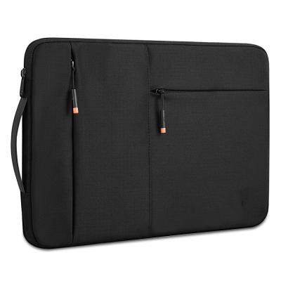 中国 15.6 Inch Water Resistant Nylon Tablet Sleeves With Handle 販売のため