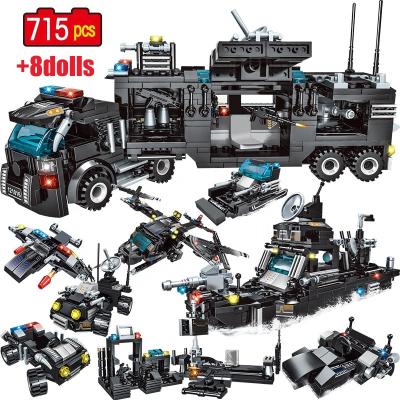 Cina SWAT Series Building Blocks City Police Station Vehicle Car Helicopter Robot figures Bricks Educational Toys For Boys kids in vendita