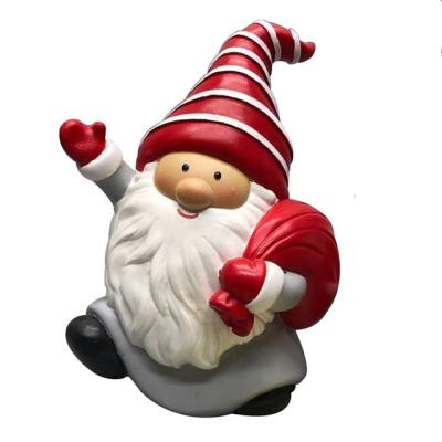 China Europe Customized Christmas Dwarf Sitting Costume Dolls Resin Crafts Children's Gift Home Decorations for sale