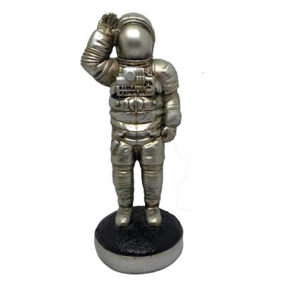 China Europe Customized 3D Astronaut Statue Figruine Rocket Man Cosmonaut Business Gift Renfined Office And Home Decoration for sale