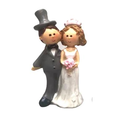 China Europe Customized Wedding Statue Decorations Cake Decorations Boutique Mini Figurine for sale