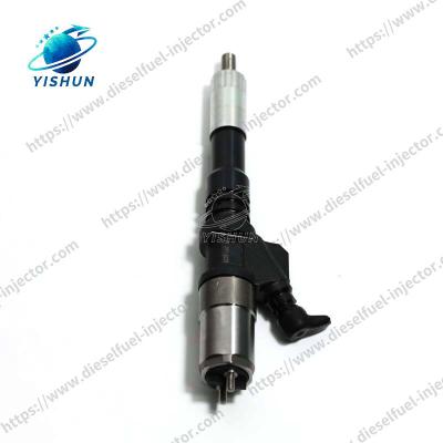 Chine injecteur de carburant diesel injecteur commun 095000-1211 6156-11-3300 6156113300 pour KOMAT-SU à vendre