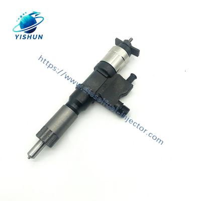 China Novo injetor 095000-8903 095000-8901 095000-8902 8-98151837-3 DLLA158P1096 para ISUZU 4HK1/6HK1 Tipo de combustível diesel à venda
