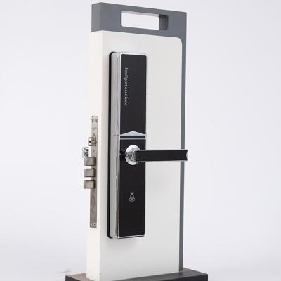 China Zinc Alloy Electronic Door Lock Smart Door Lock With Fingerprint Corrosion Resistance for sale