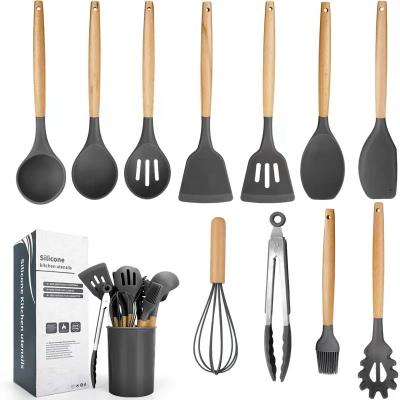 China Sustainable Wooden Handle Silicone 12-Piece Cookware Silicone Non-Stick Kitchenware for sale