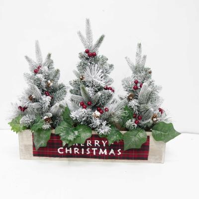 China Christamas Boxed Christmas Decorations Green PVC Material Christmas Outdoor Wreath for sale