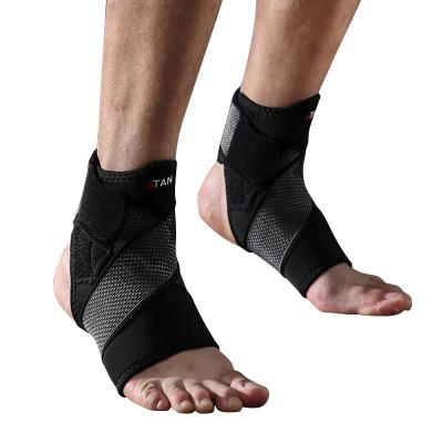 China Wrap a bandage to put pressure on the ankle professional winter ankle support prevents ankle sprains by fixing the ankle joint for sale