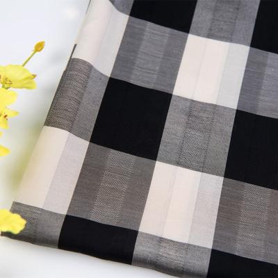 China Viable Woven Acetate Cotton Blend Black And White Plaid Silk Fabric for sale