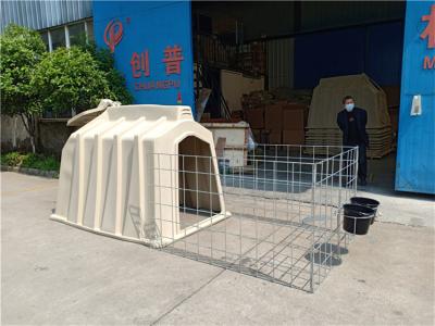 China 2200mm Length Poly Ethylene Calf Hutches Calf Housing Equipment For Dairy Farm for sale