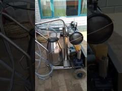 High Safety Mobile Milking Machine With Low Noise HL-JN01