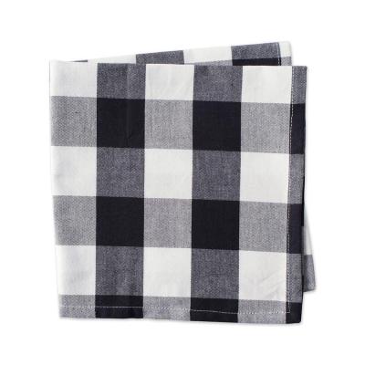 China Custom Oilproof Polyester Cotton Plaid Black White Dinner Washable Tablecloth And Napkins for sale