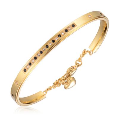 China Fashionable Diamond 18k Gold Bracelet for sale