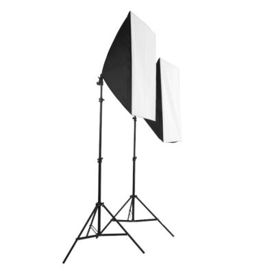 China Lighting Diffuser Photo Equipment Lighting Kit With Adjustable Light Stand 50x70cm Fold Up Softbox Lighting Kit for sale