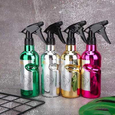 China 500 ml roze/gele/groene/witte cilindrische gladde plastic fles met zwarte spray voor sprayfles Te koop