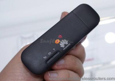 Cina Più piccolo router senza fili portatile 4G di Huawei E8372 USB Huawei Wingle in vendita