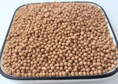 China 2 - 4mm Spherical Shape Refrigerant Desiccant For Maximum Performance for sale