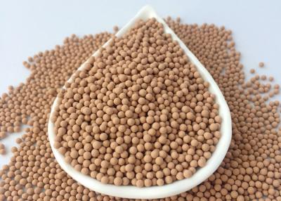 China Spherical Molecular Sieve Chemical Auxiliary Agent With SGS REACH Certificate for sale