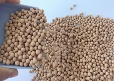 China 4.0 - 6.0mm Zeolite 3A Molecular Sieve Desiccant With Compressive Strength 100N for sale