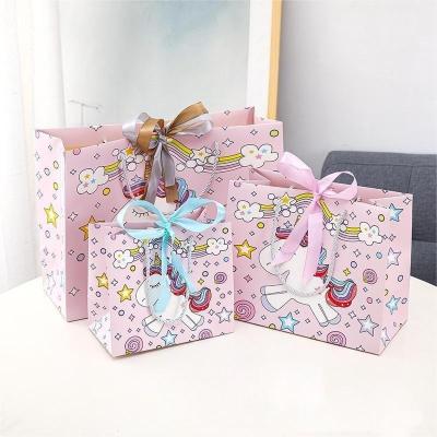 China Recycled Materials Logo Print Fashion Cosmetic Packaging Custom Bags Laminated White High Quality Paper Jewelry Bag for sale