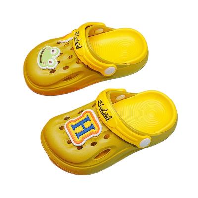 China Anti-Smell Slippers Children Kids Indoor Eva Sandals Strap On Sandals for sale