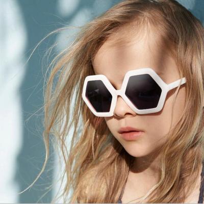 China Fashion Sunglasses Kids Lenses 2021 Fashion Sun Glasses for Children PC Frame Sunglasses Hexagon Shape Kids Eyewear Shades Sunglasses for sale