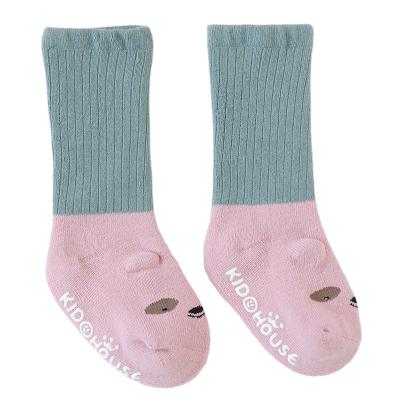 China Viable hot sale children's autumn and winter socks thickened baby cotton socks for boys and girls in tube socks for sale