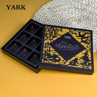 China YARKTECH Handmade Custom Hot Stamping Gift Luxury Rigid Paper Packaging For Cookie Chocolate Box With Plastic Insert Divider for sale