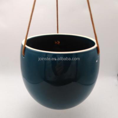 China Eco-friendly Pot Hanging Ceramic Planter Modern Hanging Planter Indoor Planter for sale