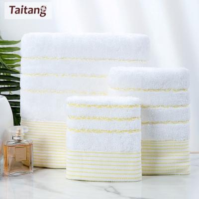 China Sustainable 100% Egyptian Cotton Towels Set Hotel Bathroom Towel 5 Star Bath Towel For Hotel for sale