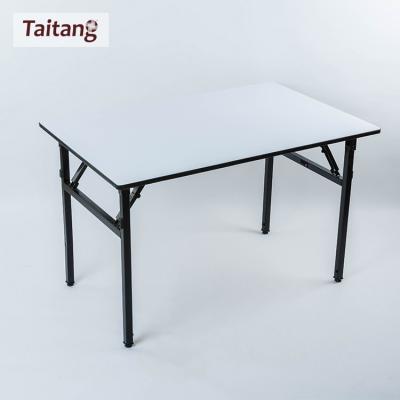 China HDPE Rectangle Wedding Event Banquet Easy Carry Folding Table for sale